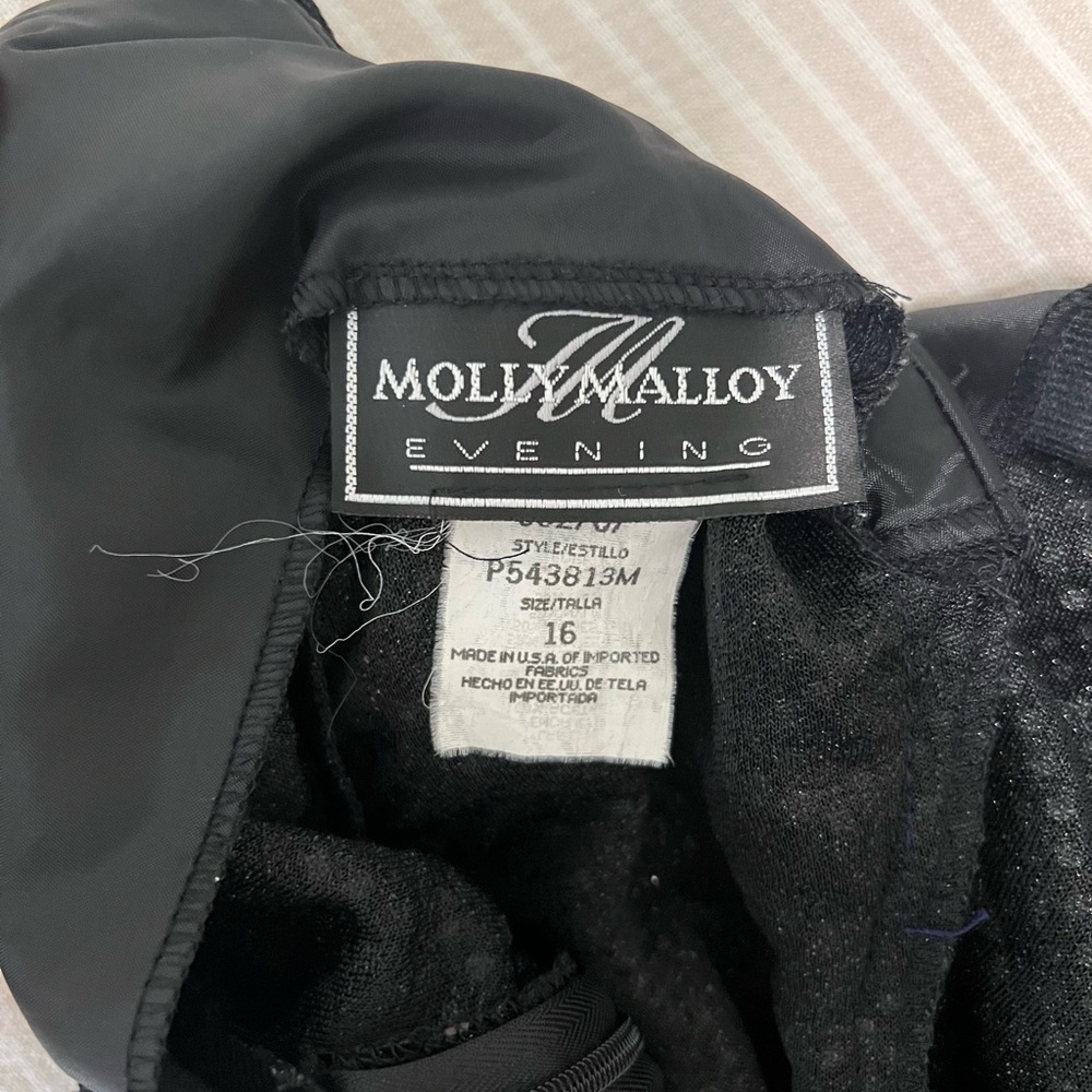 Molly Malloy vintage black dress • sparkle underneath and knit on top • size 16 - Picture 4 of 4